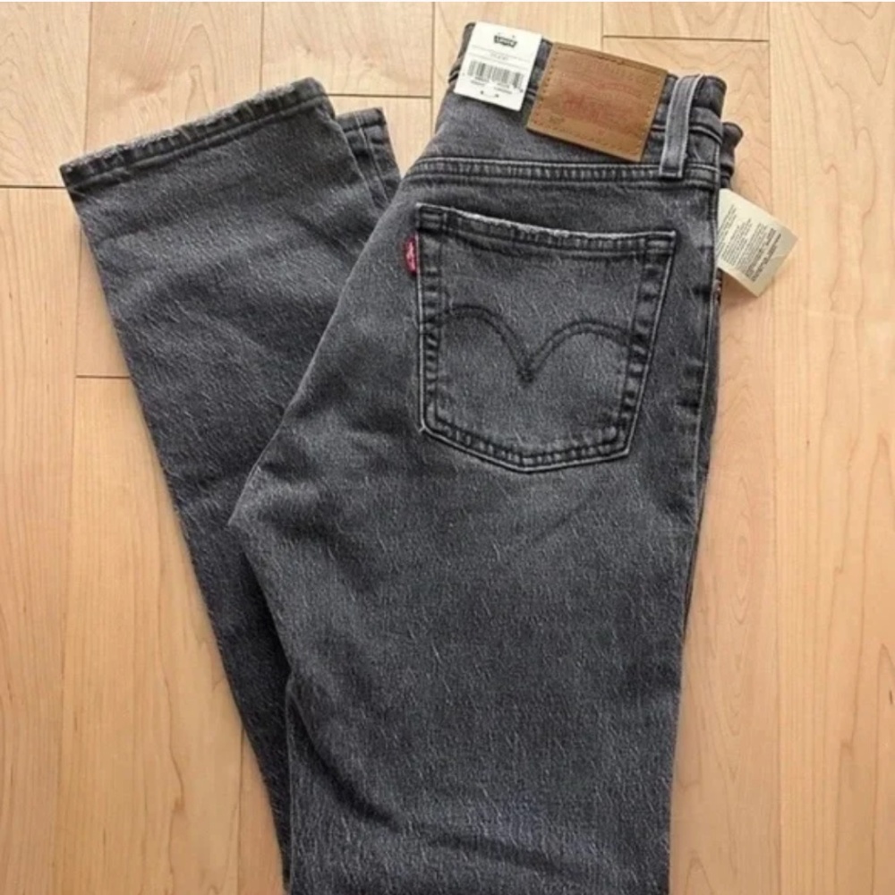 BNWT- Premium Levi's 501 Original Fit Grey Denim Jeans (25)